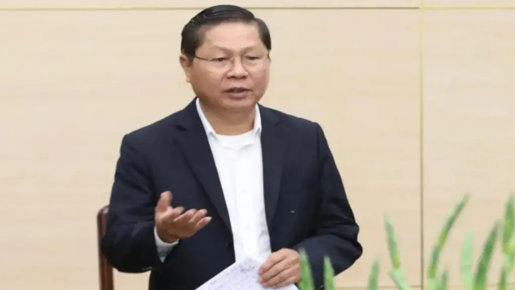 Lý do nguyên Thứ trưởng Lê Tấn Dũng nhận 500 triệu nhưng không bị xử lý hình sự
