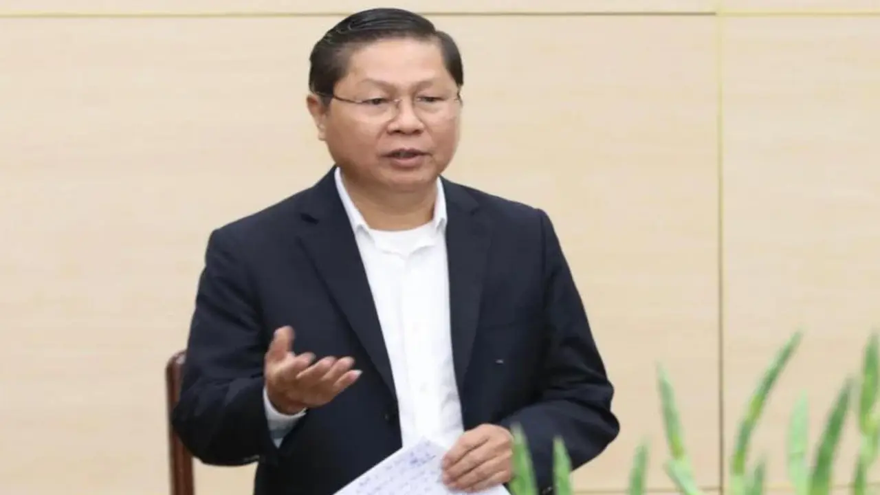 Lý do nguyên Thứ trưởng Lê Tấn Dũng nhận 500 triệu nhưng không bị xử lý hình sự
