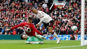 Man Utd thắng Liverpool, giành suất Champions League
