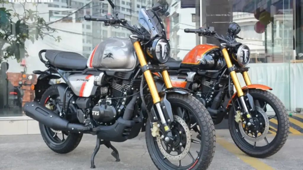 Mô tô cổ điển 225 phân khối TVS Ronin về Việt Nam, giá thấp hơn Yamaha XS155R