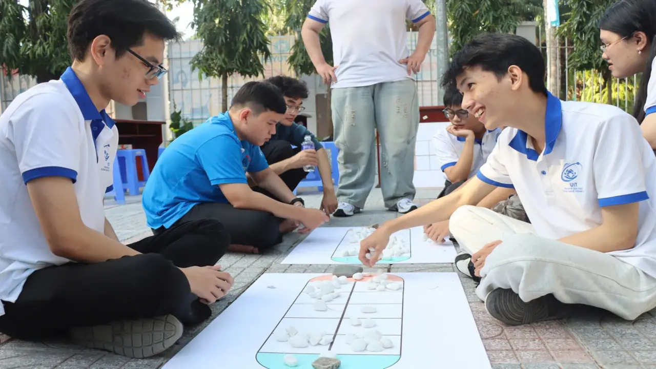 Một cuộc gặp có thể đổi đời: Học networking thế nào để không thành ‘lợi dụng quan hệ’?