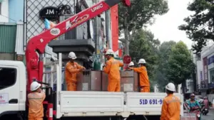Nắng nóng kéo dài, tiêu thụ điện TP.HCM lập kỷ lục mới