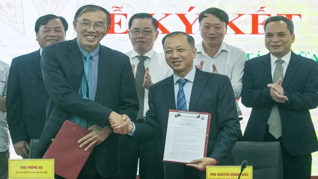 Ngành trồng trọt 'bắt tay' với 3 hiệp hội ngăn chặn giống, phân bón, thuốc sâu giả, kém chất lượng