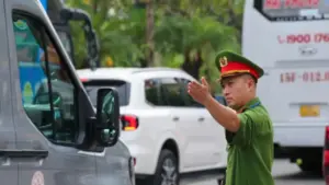 Ngày thứ 2 nghỉ lễ (1/5): 24 người tử vong, lập biên bản xử lý hơn 12.300 tài xế