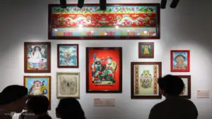 Nghệ thuật tranh kiếng Nam Bộ, cung đình Huế