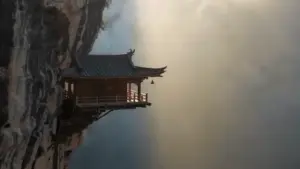 Ngôi chùa nghìn tuổi treo vách núi ở Trung Quốc khiến kỹ sư đau đầu
