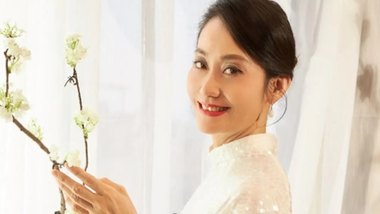 Người mẹ 10 năm không bỏ cuộc: Nữ NSƯT duy nhất có 4 phim trăm tỷ liên tiếp trong 4 tháng