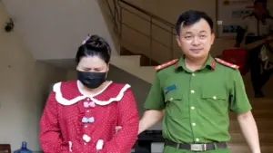 Người phụ nữ lừa đảo bằng thủ đoạn 'mua xe thật, chuyển khoản giả'