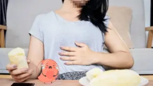 Người phụ nữ suýt chết sau khi ăn sầu riêng theo cách “không giống ai”, bác sĩ cảnh báo thói quen cực nguy hiểm