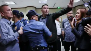 Nổ súng tại trụ sở thượng viện Philippines