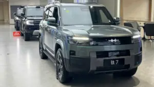 Ô tô điện Trung Quốc bước vào làn sóng tăng giá