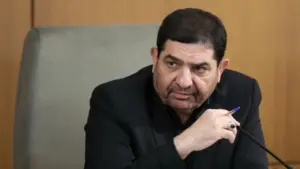 Quan chức Iran ví eo biển Hormuz như bom nguyên tử