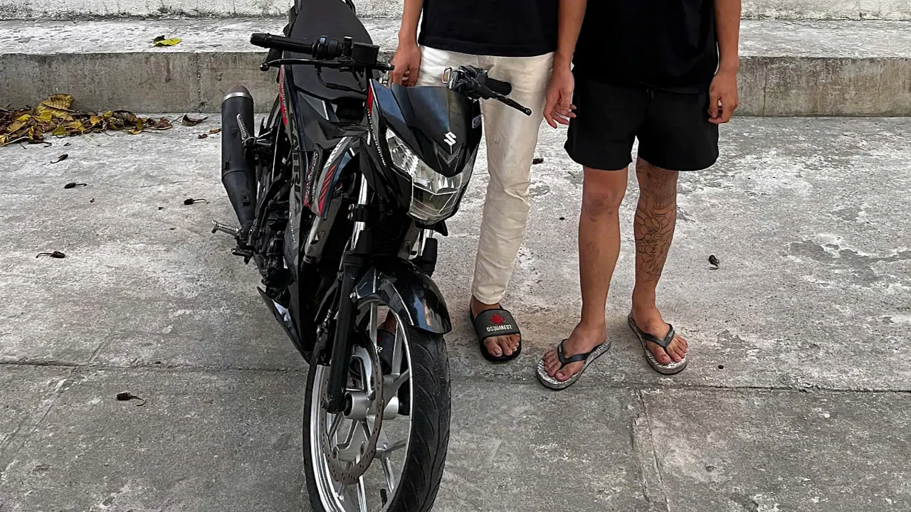 Rủ bạn về nhà phá két của mẹ, sau khi xin tiền bất thành