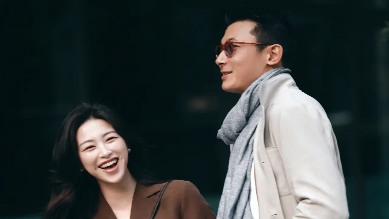 'Sao đẹp nhất Trung Quốc' sánh đôi chồng