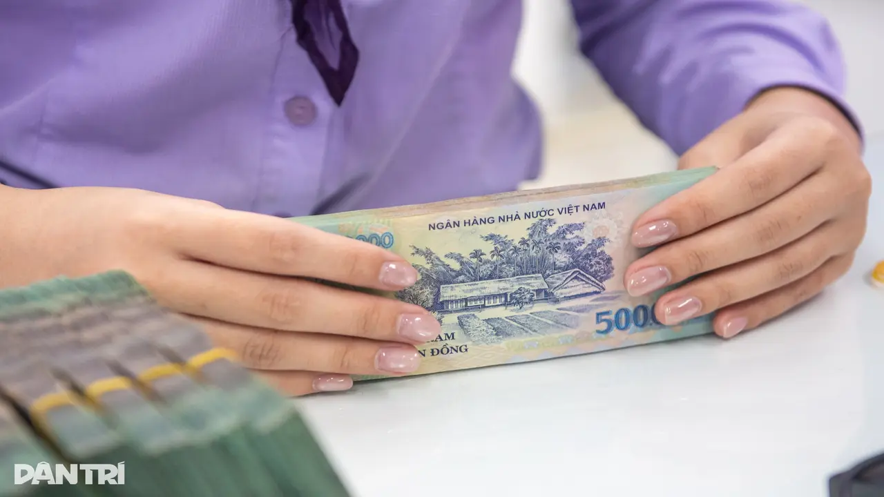 Sau kỳ nghỉ lễ, gửi tiền ngân hàng nào nhận lãi suất cao nhất?