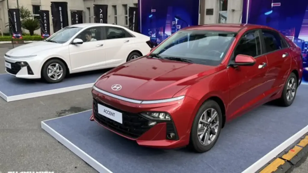 Sedan hạng B đua giảm giá: Hyundai Accent ưu đãi 80 triệu, đấu Toyota Vios, Honda City