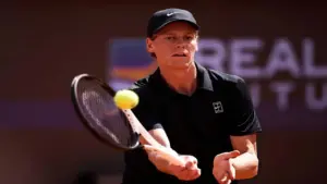 Sinner vào tứ kết Rome Masters, san bằng kỷ lục lịch sử của Djokovic