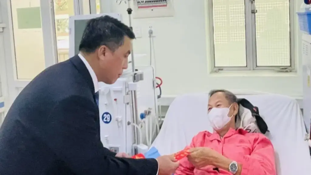 Tân Giám đốc Bệnh viện Chợ Rẫy 'chưa từng nghĩ một ngày mình trở thành bác sĩ'