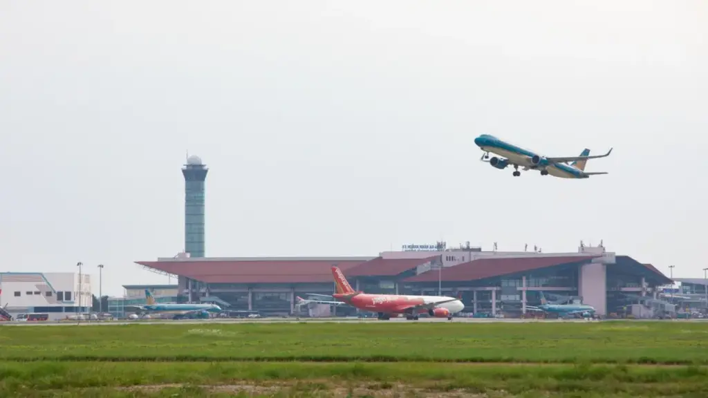 Tăng cường kiểm soát, ngăn chặn vi rút lở mồm long móng tại các sân bay