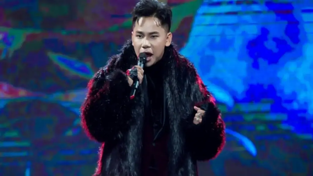 Thái Châu thẳng thắn góp ý chàng trai hát nhạc Song Ngọc - Lam Phương