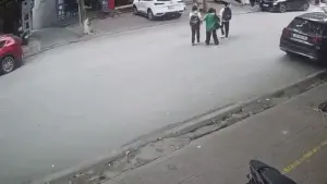 Thanh niên phóng xe máy đâm bay người đi bộ