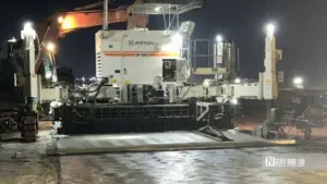 Thi công xuyên đêm, chạy nước rút về đích dự án mở rộng Cảng hàng không Phù Cát