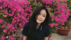 Thủ khoa kể chuyện thức trắng đêm ôn thi vì áp lực ‘sợ thua bạn’
