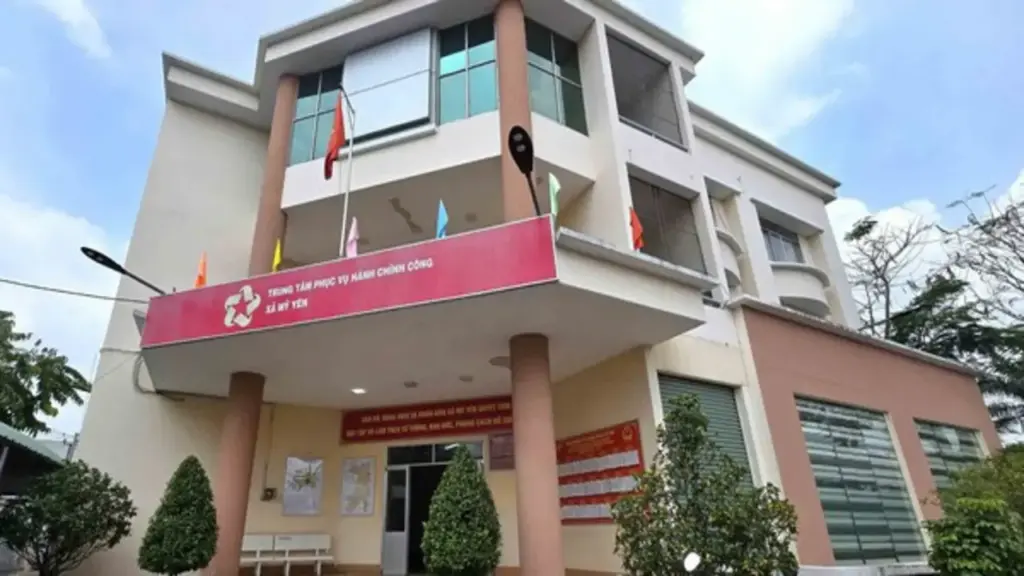 Thủ tục gọn, dân lợi: Số hóa từ cơ sở giúp dân 'đến xã là xong'