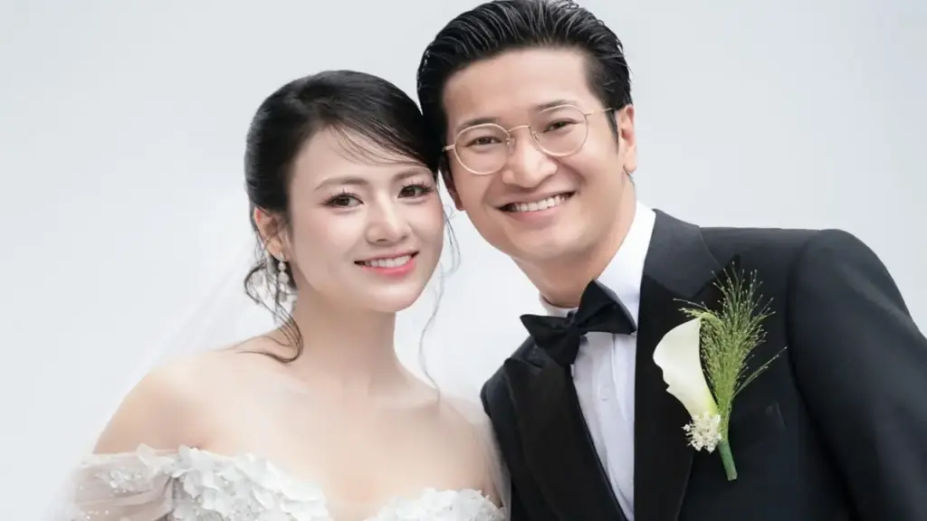 Tiệc cưới riêng tư của Việt Hoa