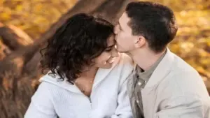 Tôi hối hận vì trót "say nắng" cô gái hàng xóm