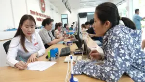 TP.HCM giữ lại 1.000 người hoạt động không chuyên trách tuyển làm công chức