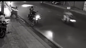 TP.HCM: Nghi ghen tuông, tài xế công nghệ chặn đường hành hung tình địch