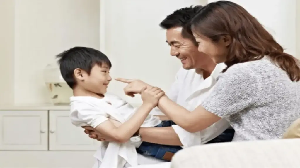 Trẻ em Việt lùn vì bố mẹ gặp nhau cứ hỏi thăm 'con nặng bao nhiêu cân'