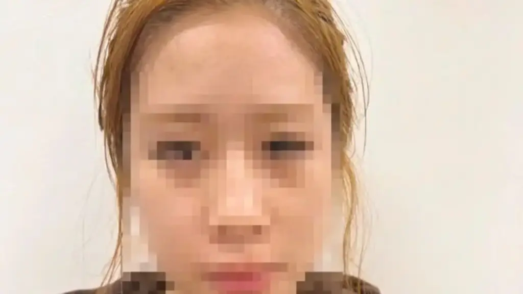 Trộm kim cương, túi Hermes của mẹ bạn trai cũ đem bán rồi cho tiền người yêu mới