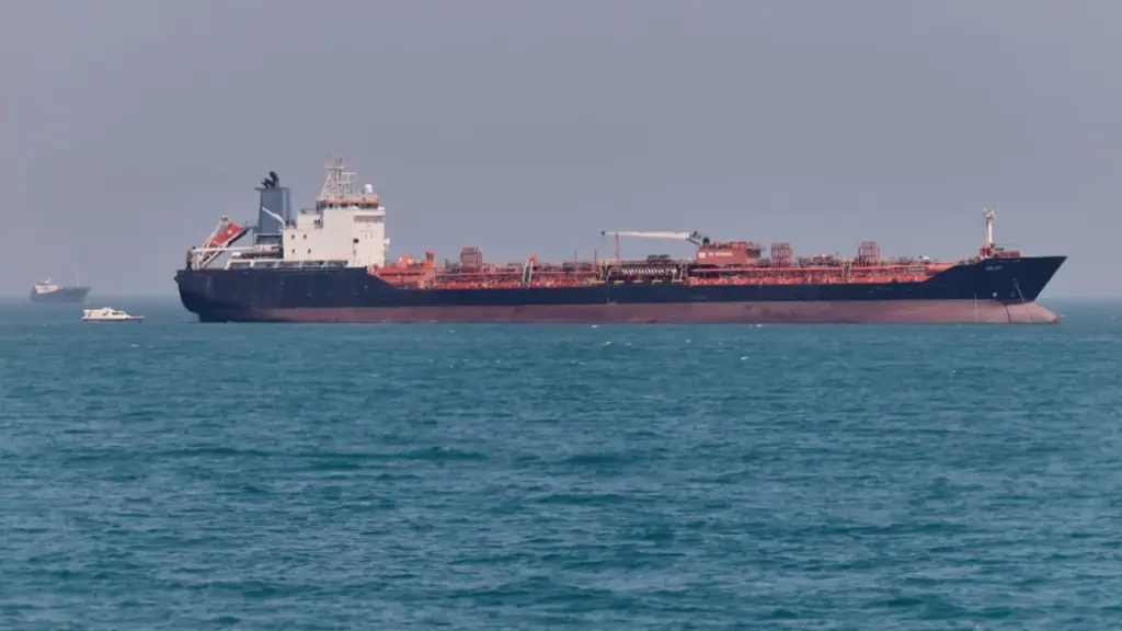 Trung Đông sáng 9-5: Iran ví eo biển Hormuz quý như bom nguyên tử; Mỹ - Iran sắp nối lại đàm phán