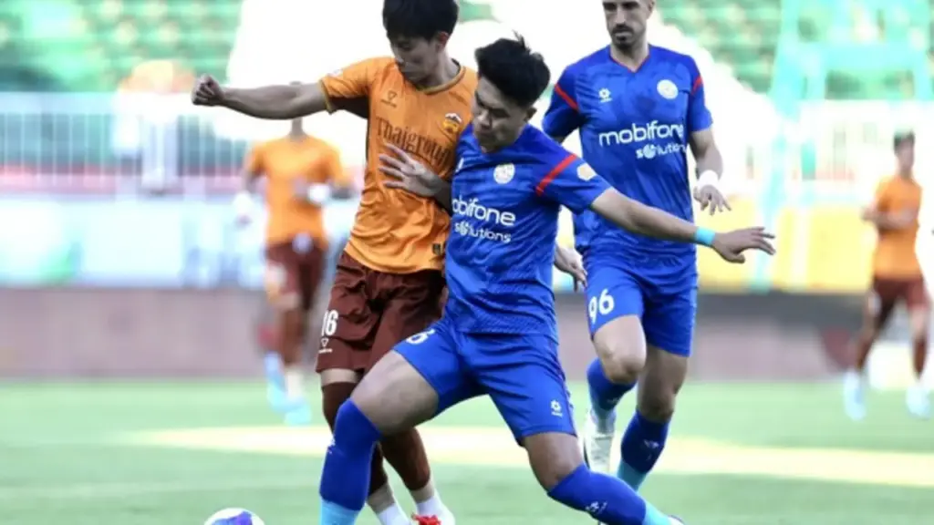 Trung Kiên ‘bất ngờ’ vắng mặt, HAGL dùng 2 nhân sự chưa đá trận nào mùa này: Thua PVF-CAND là phải!