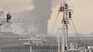 UAE cáo buộc Iran tập kích, Tehran bác bỏ