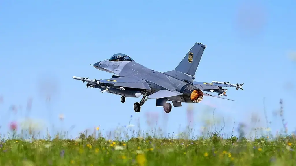 Ukraine không chặn được tên lửa Kinzhal, căn cứ F-16 nghi trúng đòn