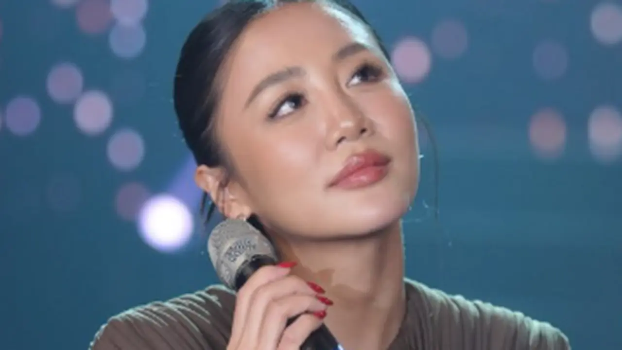 Văn Mai Hương trải lòng về cú sốc trong tình yêu