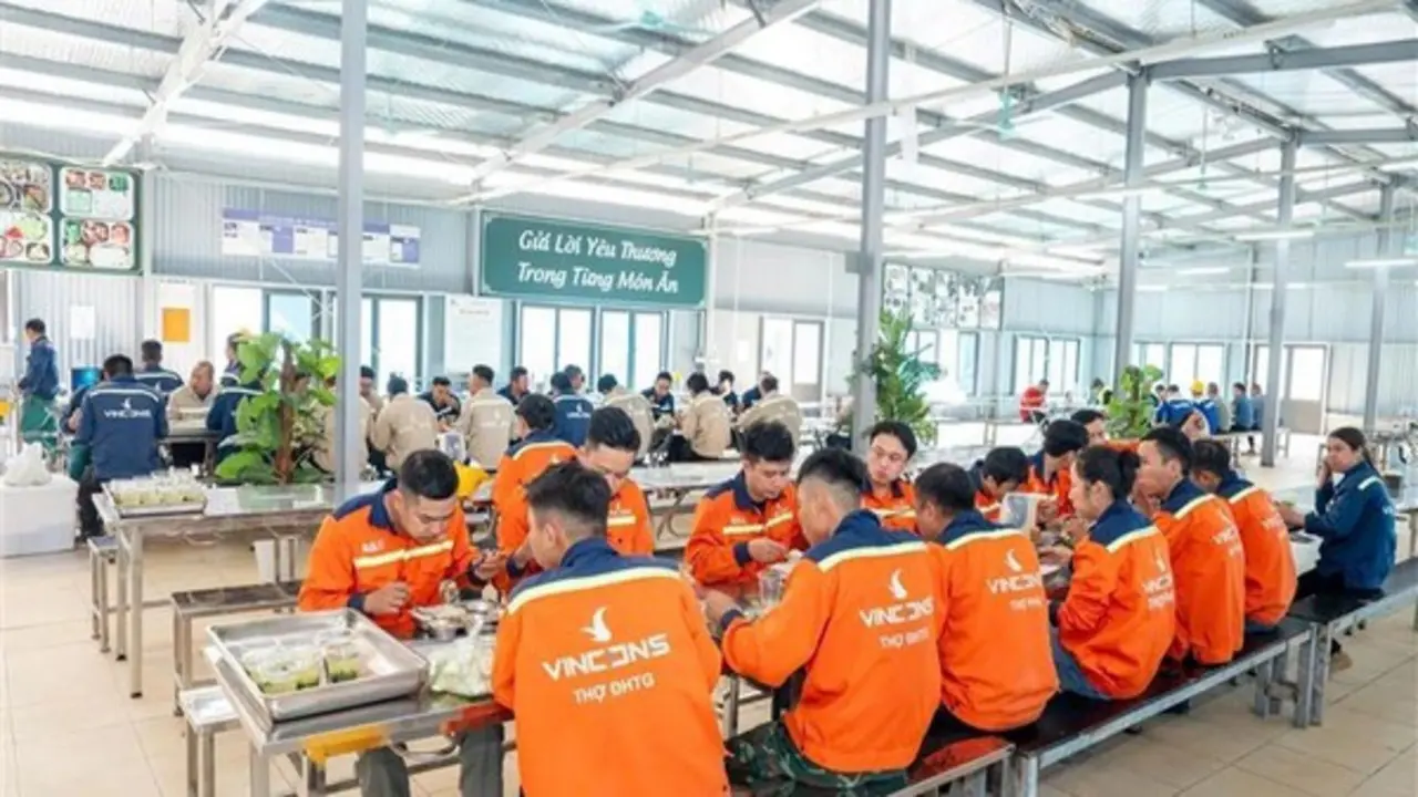 Vingroup tuyển dụng giai đoạn 1 hơn 20.000 lao động làm việc tại khu đô thị thể thao quốc tế Hà Nội