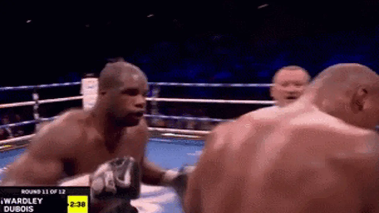 Võ sĩ Dubois giành đai hạng nặng thế giới WBO, sau 'trận đấu ngoạn mục nhất năm'