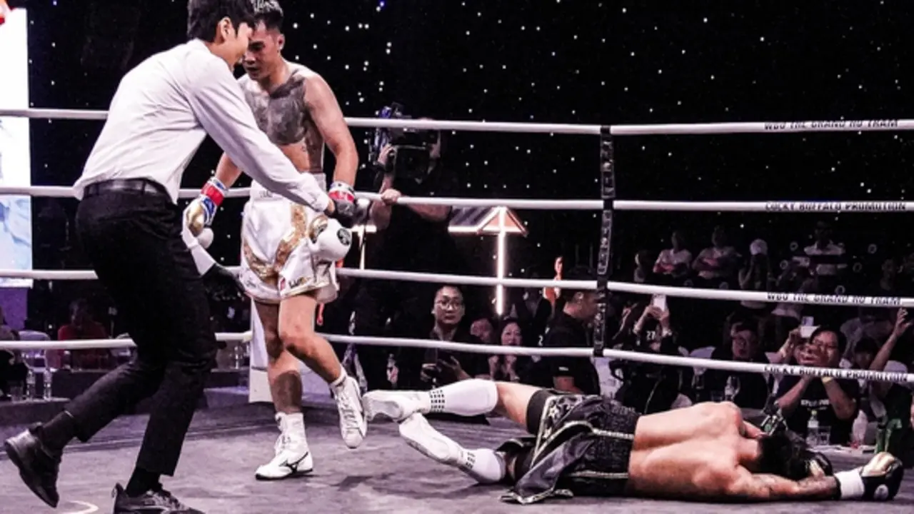 Võ sĩ Việt Nam tung cú móc trái cực hiểm, thắng knock-out tay đấm Thái Lan