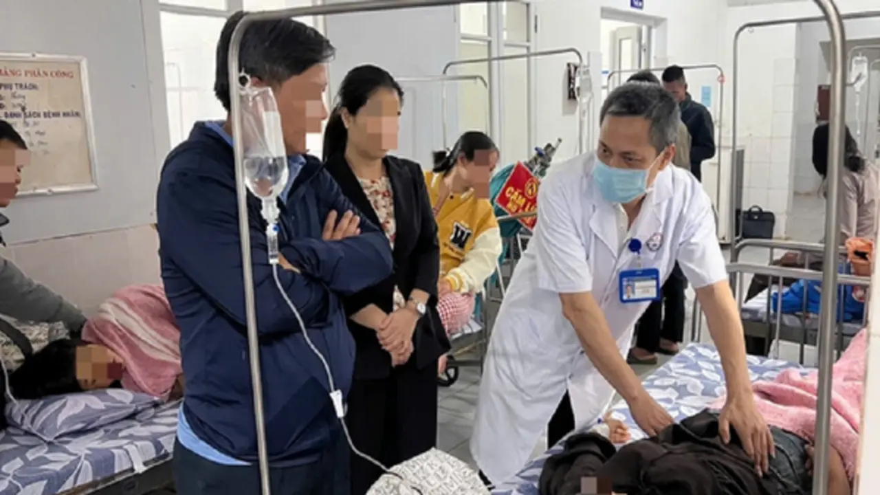 Vụ nghi ngộ độc tại Quảng Trị: Số bệnh nhân nhập viện tăng lên 64 người