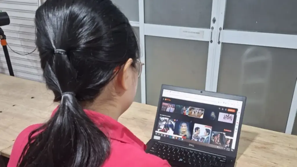 Web phim lậu đồng loạt sập tiệm, 'xem chùa' không còn đất sống
