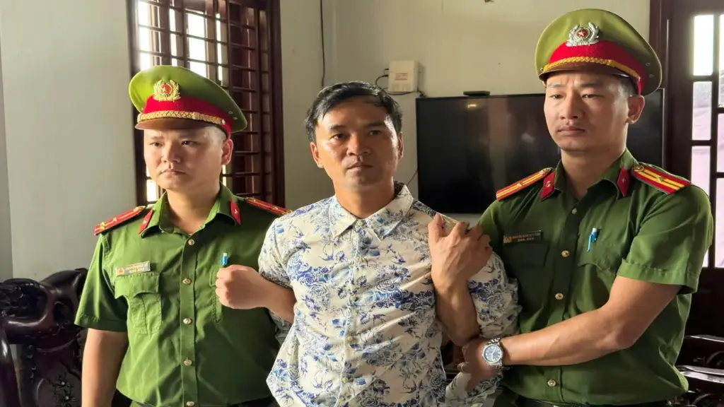Xác định nguyên nhân vụ xúc phạm uy tín lãnh đạo và cơ quan chức năng