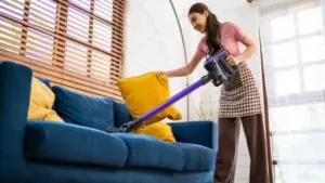 Xôn xao chuyện một gia đình tuyển giúp việc lương hơn 1,7 tỷ đồng