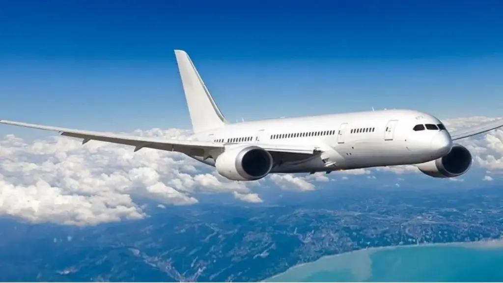 Xuất hiện công ty hàng không FLC 6.000 tỷ đồng: Liên tục đổi tên, tăng vốn