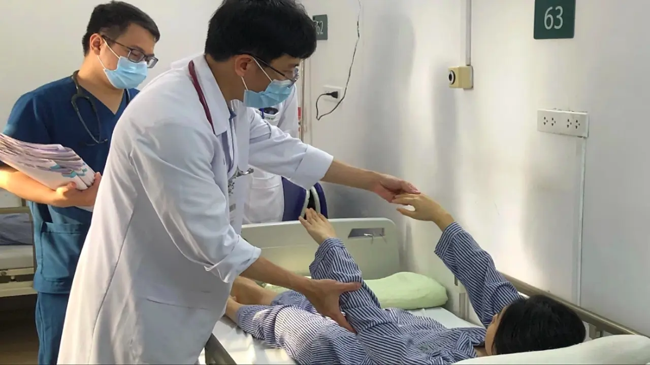 Y tế Việt Nam nặng gánh từ 'đại dịch' bệnh không lây nhiễm